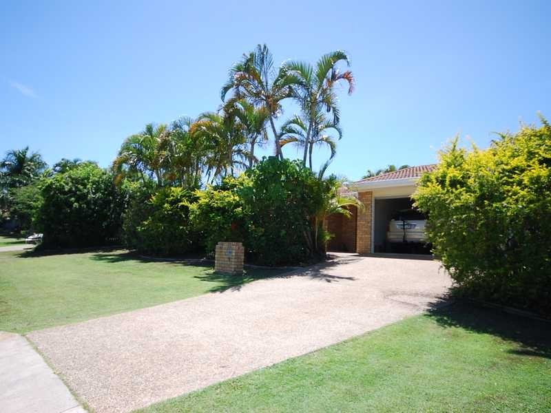 3 Julie Court, Mooloolaba QLD 4557