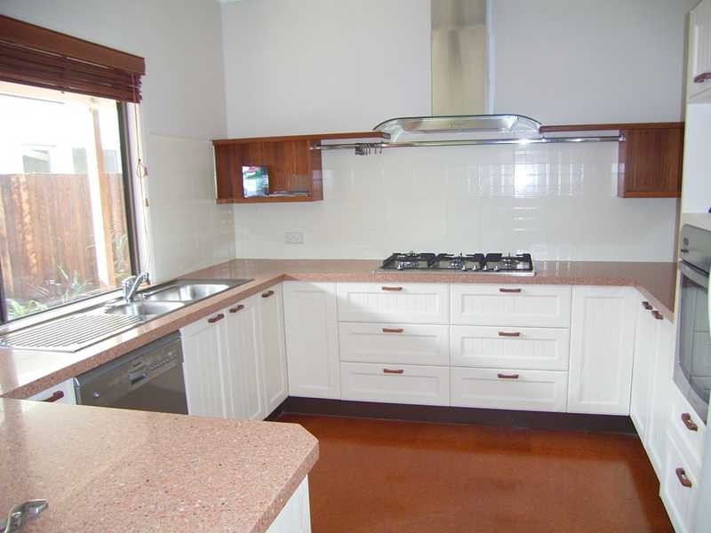 15 Sharon Crescent, Mountain Creek QLD 4557