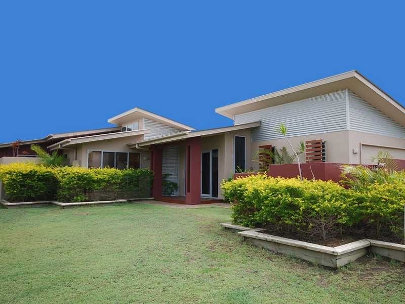 6 St Lucia Crescent, Parrearra QLD 4575