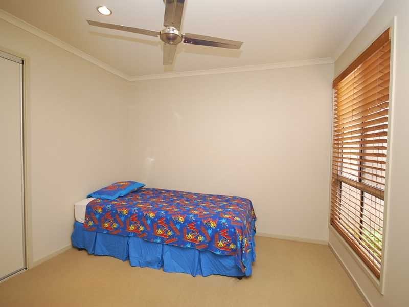 6 St Lucia Crescent, Parrearra QLD 4575