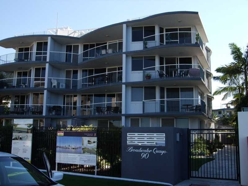 Unit 10/90 River Esplanade, Mooloolaba QLD 4557