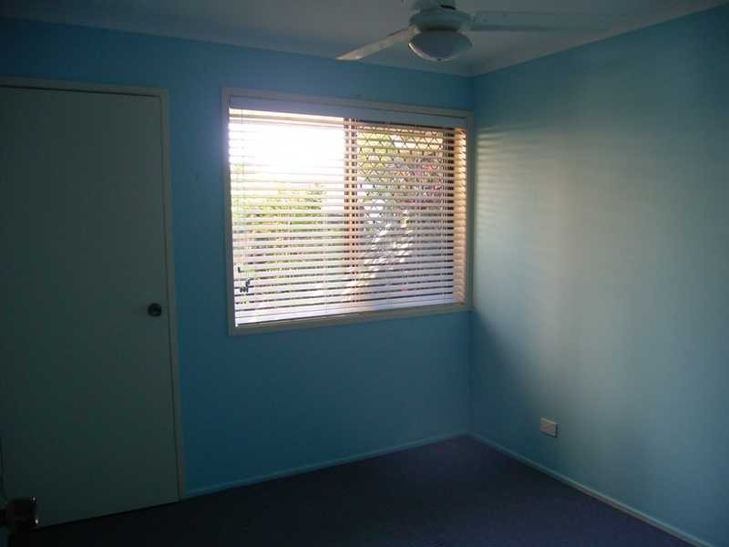 71 Lapoinya Cres, Warana QLD 4575