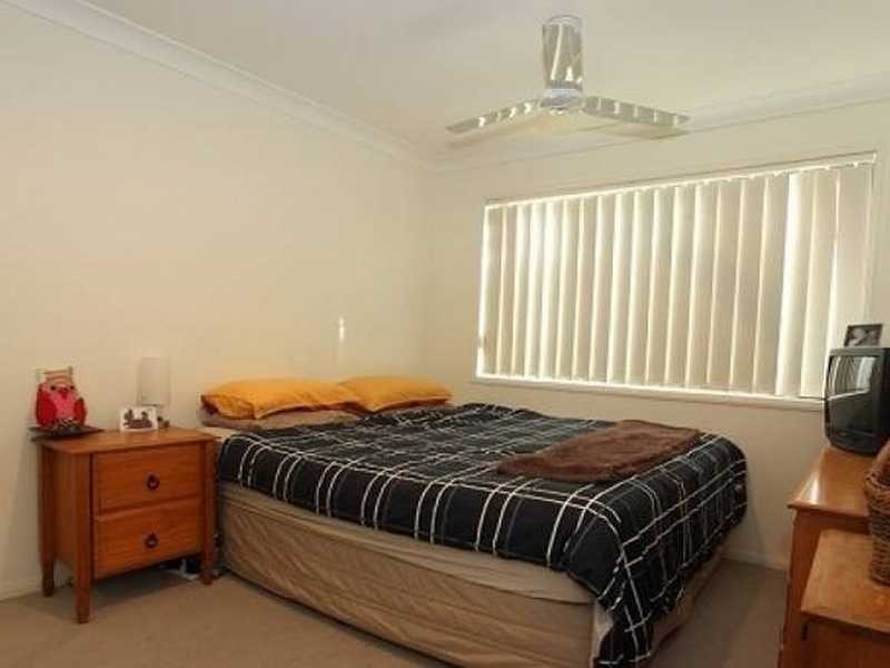 8 Veerings Court, Twin Waters QLD 4564