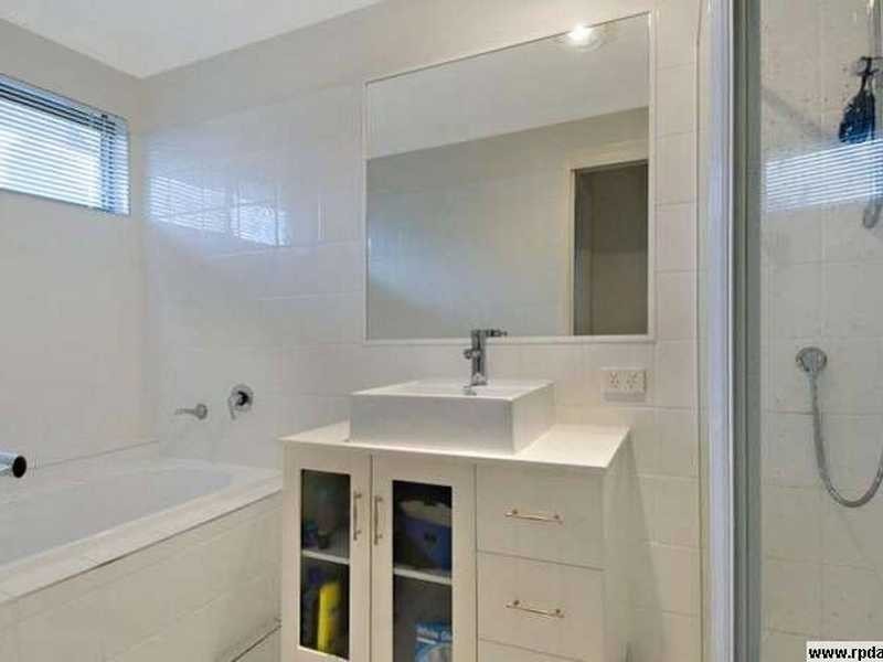 108 Goonawarra Drive, Mooloolaba QLD 4557