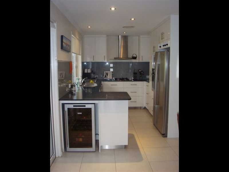 1 Balyata St, Warana QLD 4575