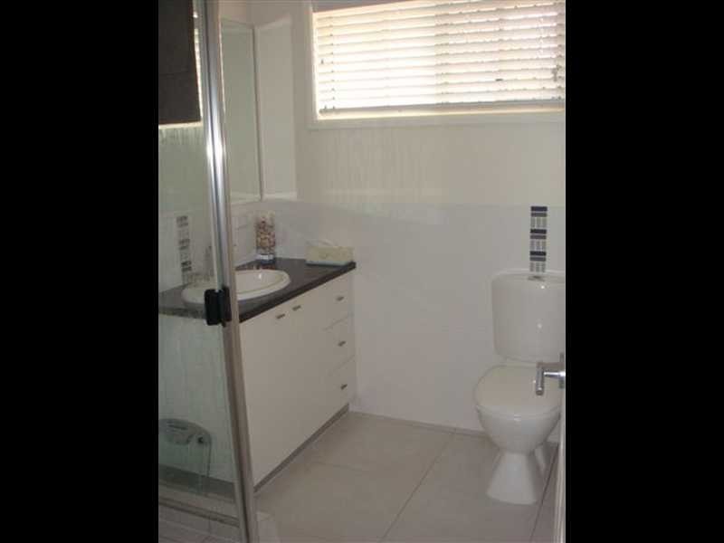1 Balyata St, Warana QLD 4575