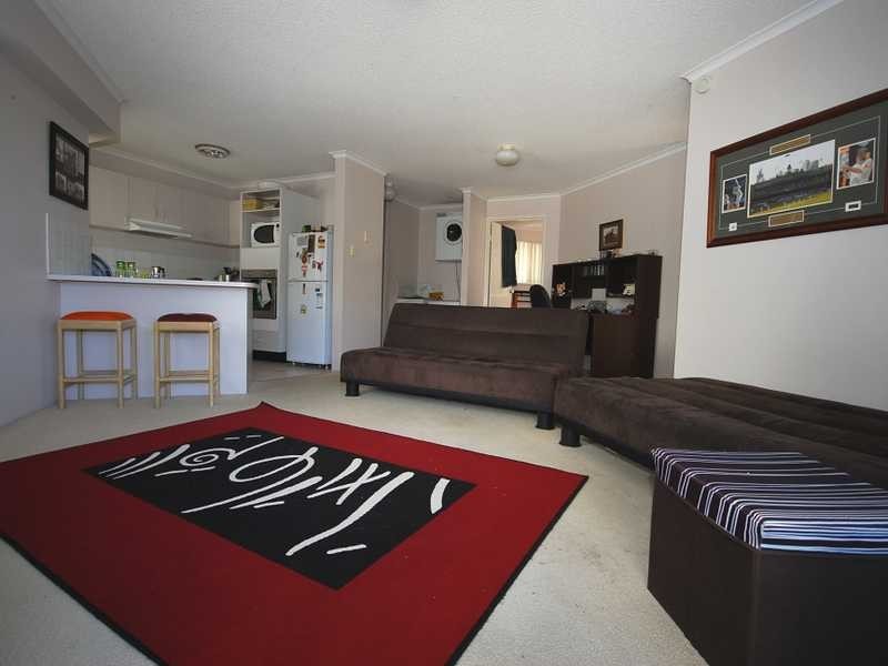 Unit 1/11 Foote Street, Mooloolaba QLD 4557