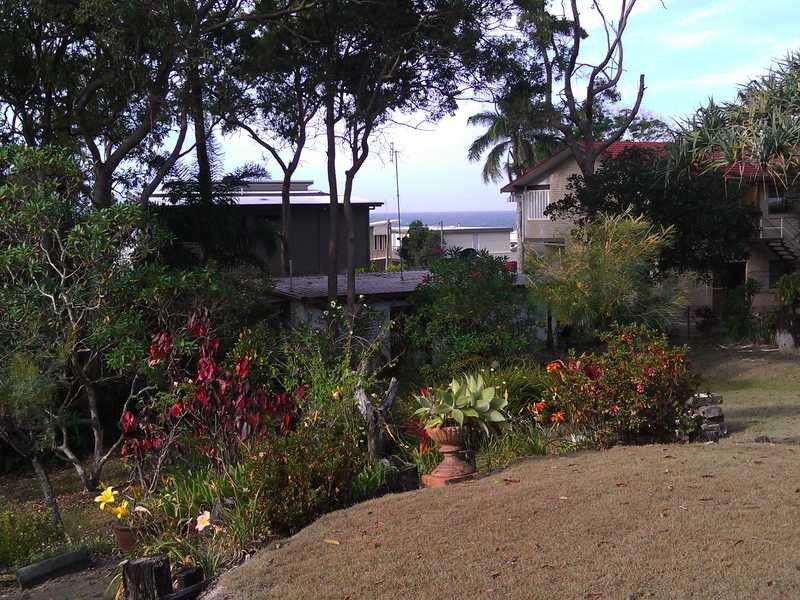 6 Lindsay Street, Alexandra Headland QLD 4572