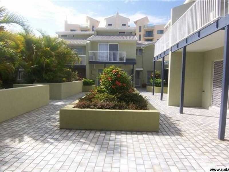 Unit 9/30-32 Memorial Avenue, Cotton Tree QLD 4558