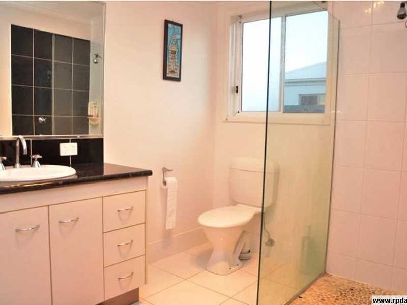 17 White Cedar Drive, Meridan Plains QLD 4551