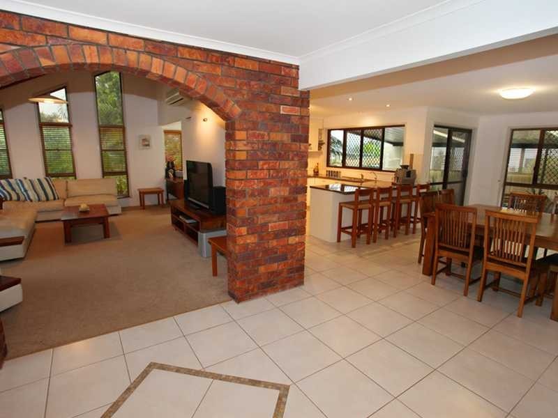 28 Jarrah St, Minyama QLD 4575