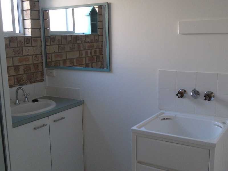 Unit 4/30 Kalinda Ave, Mooloolaba QLD 4557