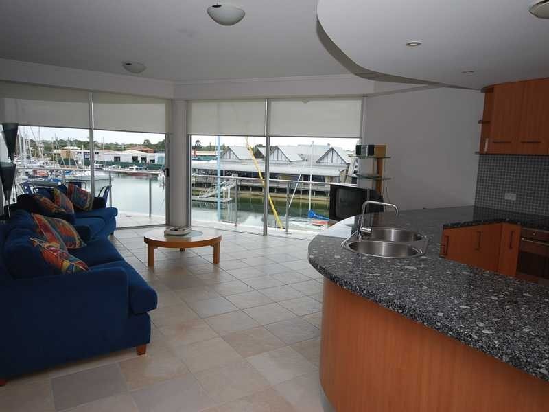 Unit 316/13 Nicklin Way, Minyama QLD 4575