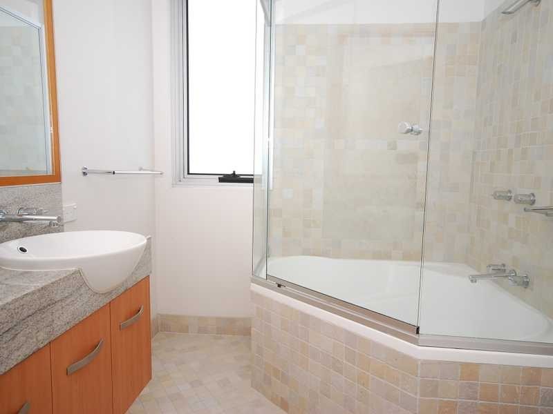 Unit 316/13 Nicklin Way, Minyama QLD 4575