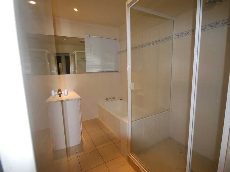 11 Oogar Street, Maroochydore QLD 4558