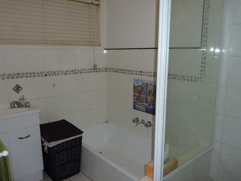 Unit 1/62 Nicklin Way, Parrearra QLD 4575