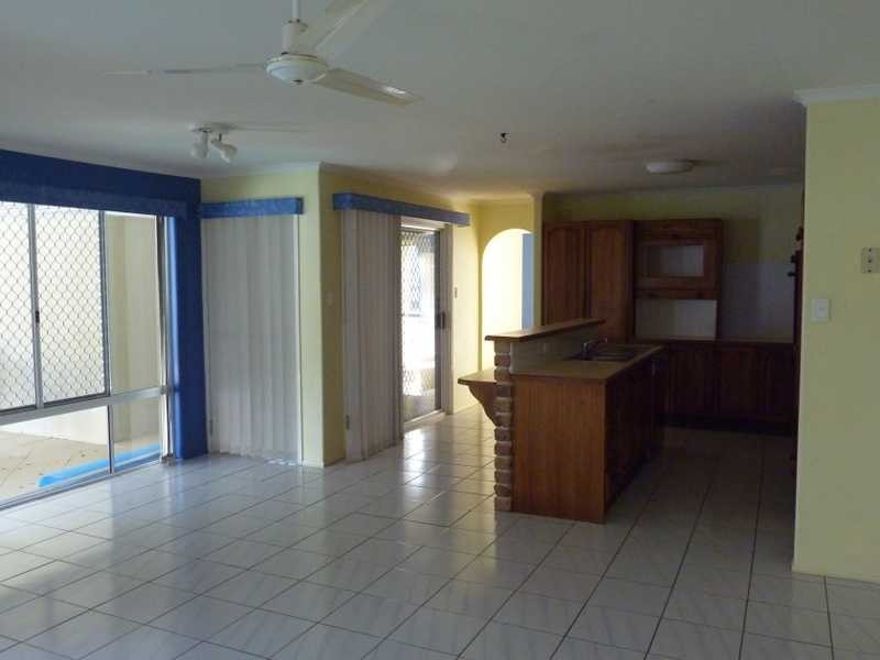 16 Satinbird Place, Bokarina QLD 4575