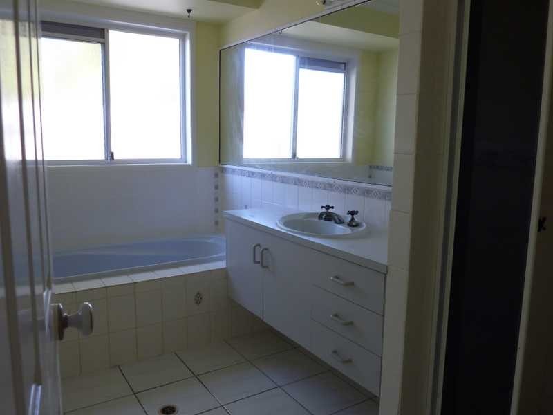 16 Satinbird Place, Bokarina QLD 4575