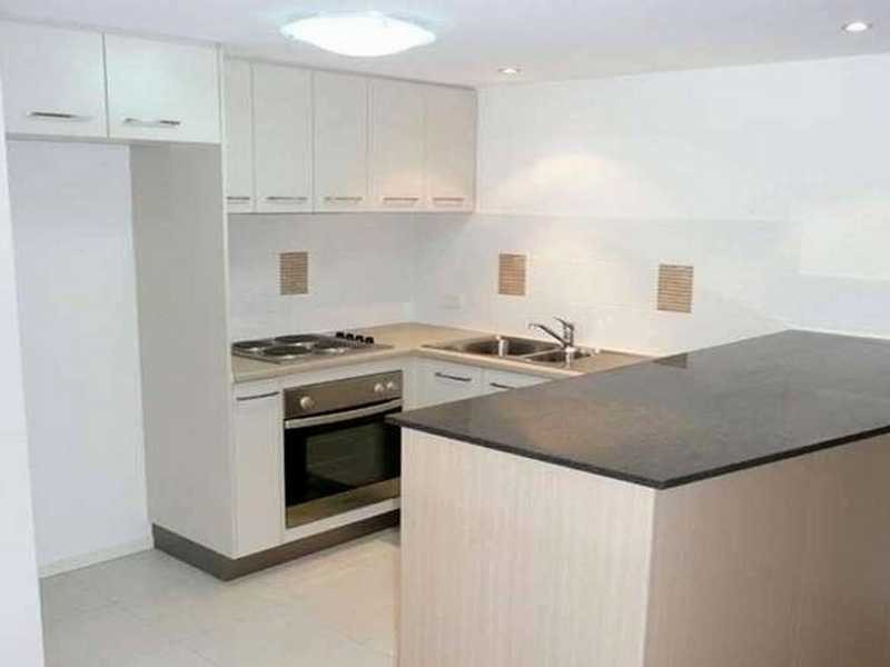 Unit 18/10 Grand Parade, Parrearra QLD 4575