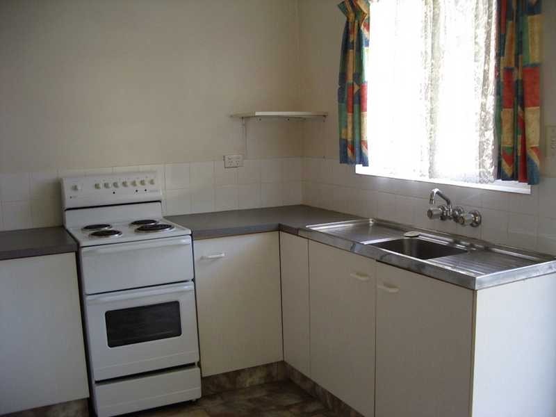 Unit 2/77 Okinja Rd, Alexandra Headland QLD 4572