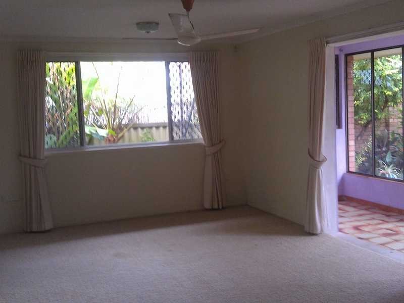 22 Coonang Crescent, Warana QLD 4575