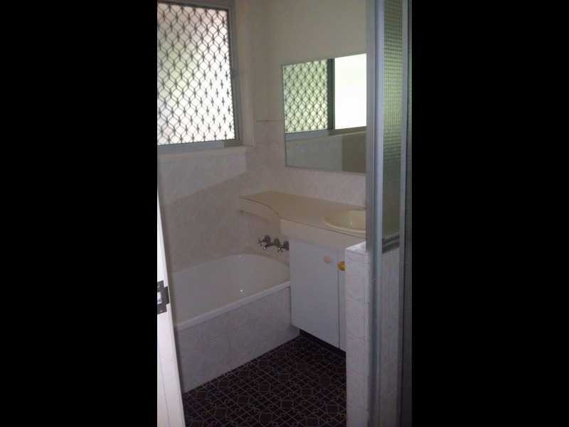 22 Coonang Crescent, Warana QLD 4575