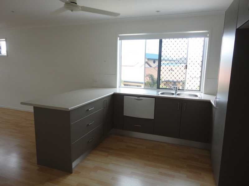 1/74 Chelsea Crescent, Minyama QLD 4575