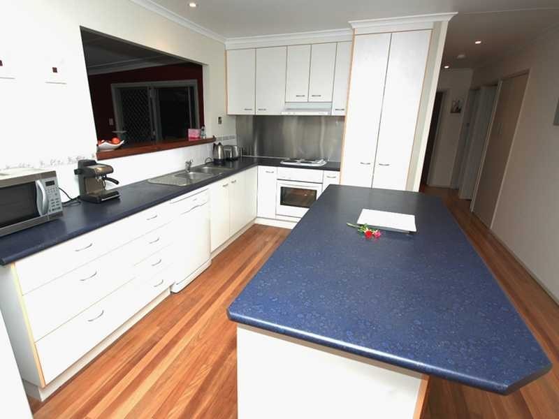 11 Palm Drive, Mooloolaba QLD 4557