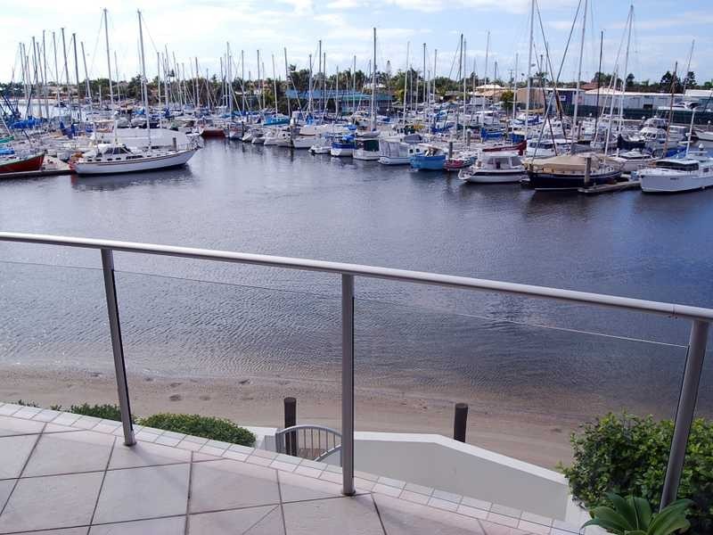 Unit 212/13 Nicklin Way, Minyama QLD 4575