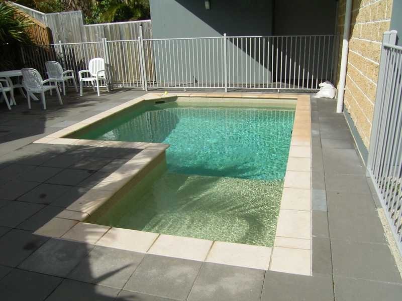 1/15-17 Edward St, Alexandra Headland QLD 4572