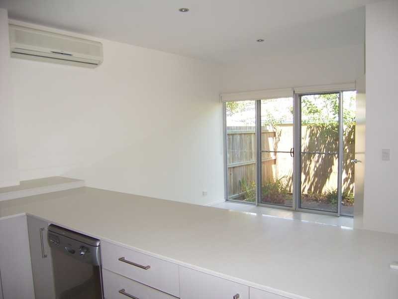 1/15-17 Edward St, Alexandra Headland QLD 4572