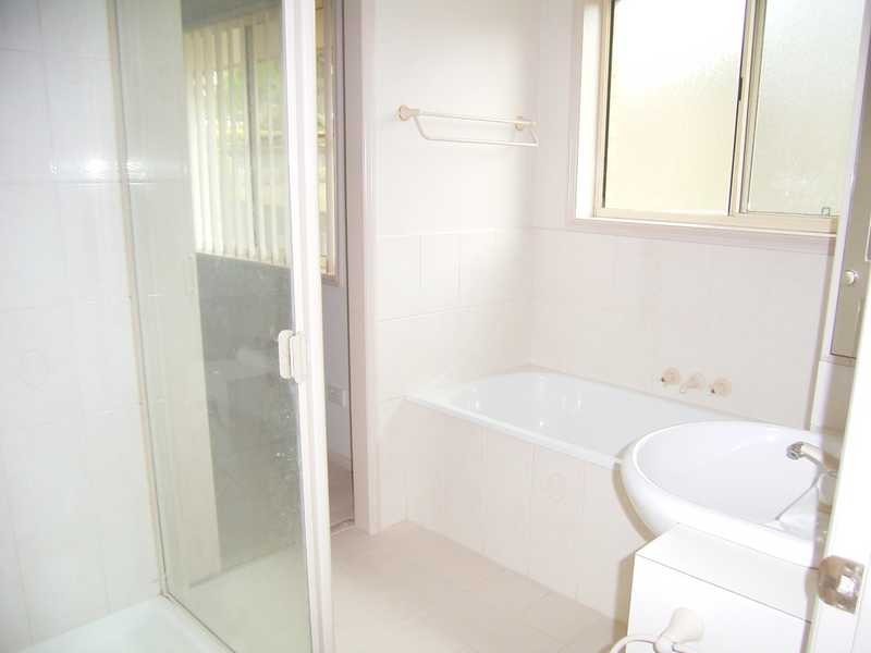 Unit 2/27 Camfield Street, Alexandra Headland QLD 4572