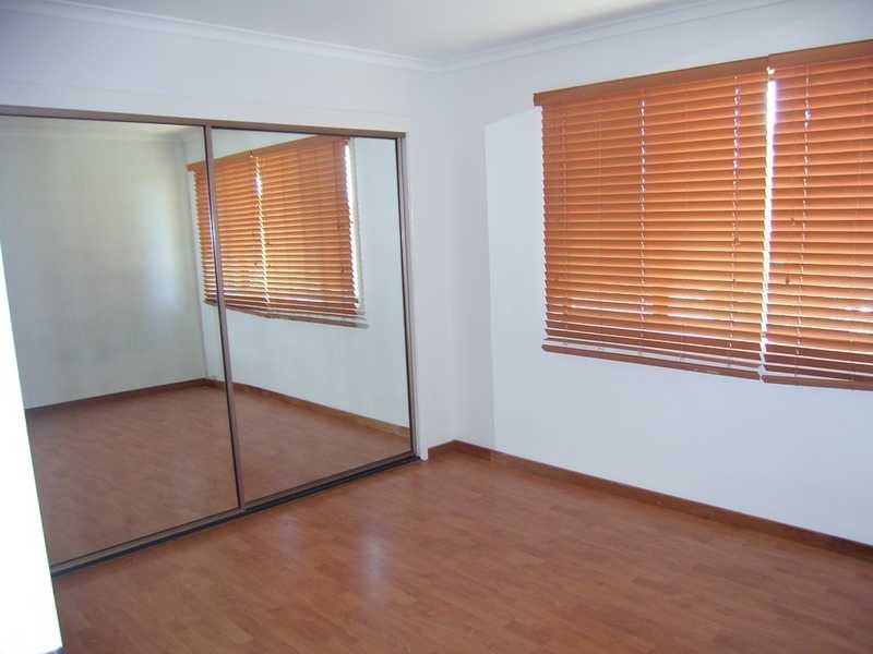 21 Amarina Ave, Mooloolaba QLD 4557