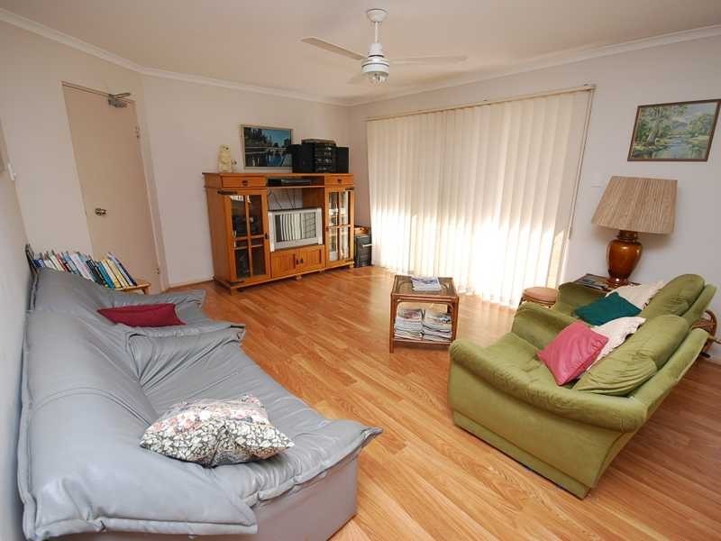 Unit 2/27 Camfield Street, Alexandra Headland QLD 4572