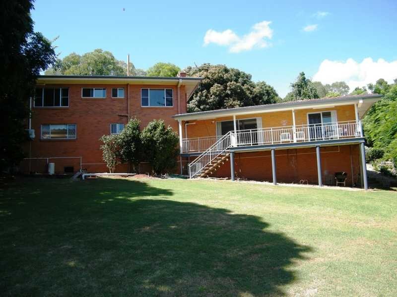 32 Moonya Street, Kingaroy QLD 4610