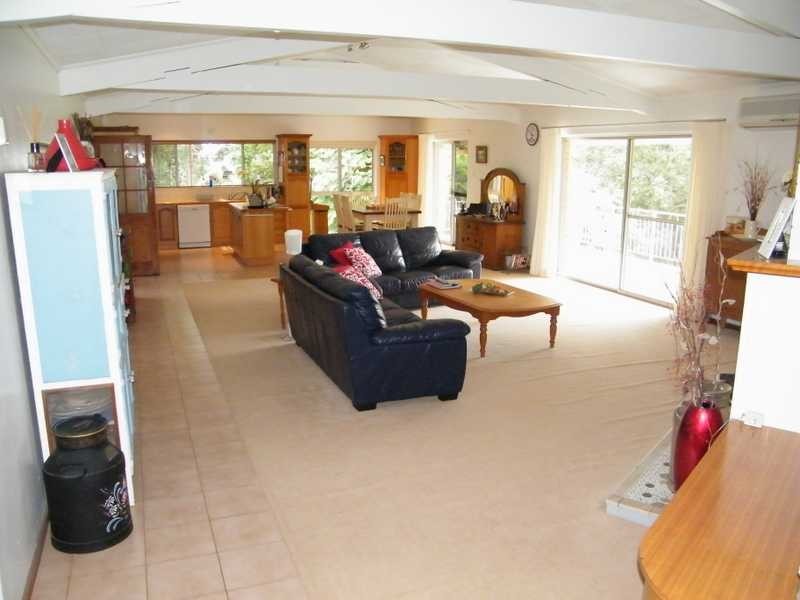 32 Moonya Street, Kingaroy QLD 4610