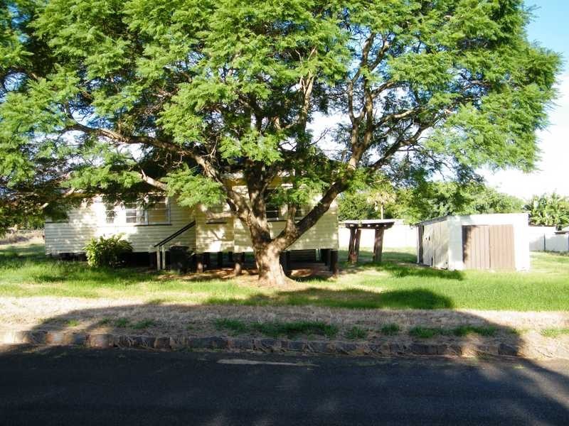 21 Fitzroy Street, Kingaroy QLD 4610