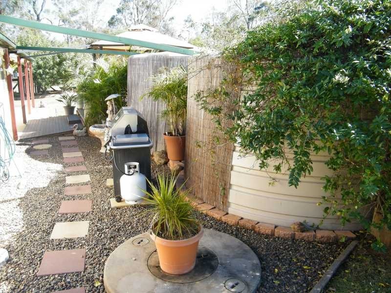 127 Kurrajong Drive, Nanango QLD 4615