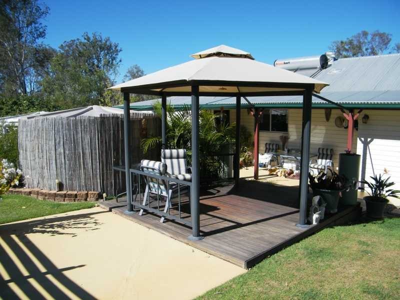 127 Kurrajong Drive, Nanango QLD 4615