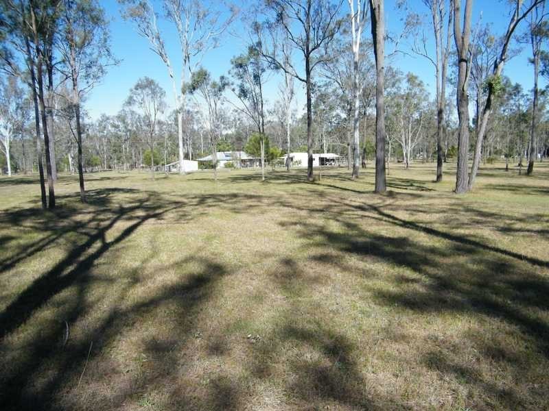127 Kurrajong Drive, Nanango QLD 4615