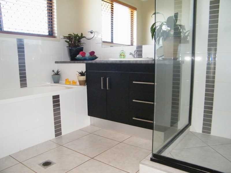 17 Daisy Court, Kingaroy QLD 4610