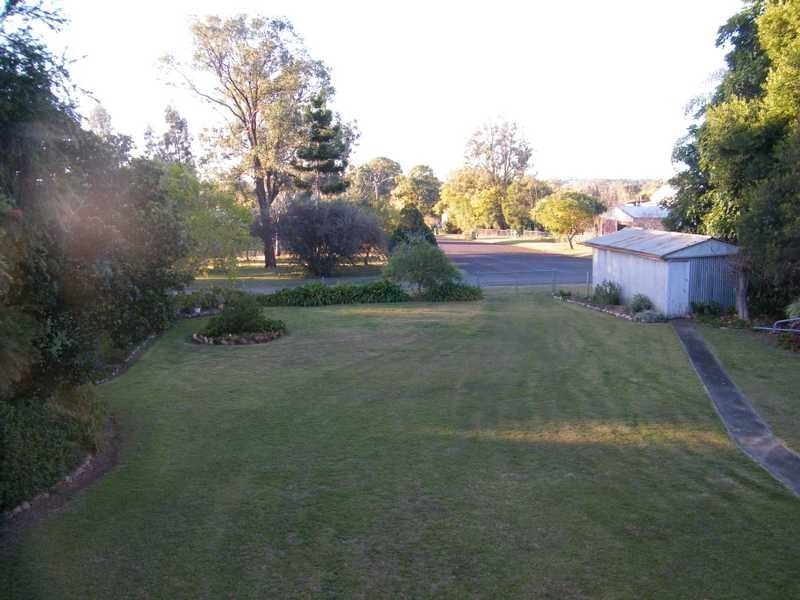 130 Drayton Street, Nanango QLD 4615