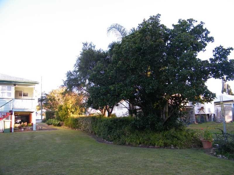 130 Drayton Street, Nanango QLD 4615