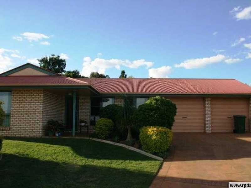 14 Dell Crt, Kingaroy QLD 4610