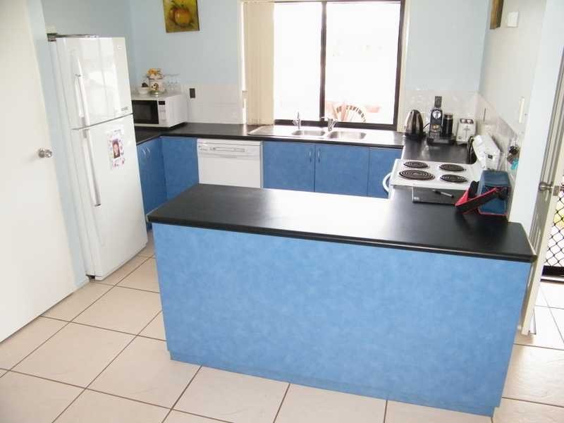 2/11 Tessmanns Rd, Kingaroy QLD 4610