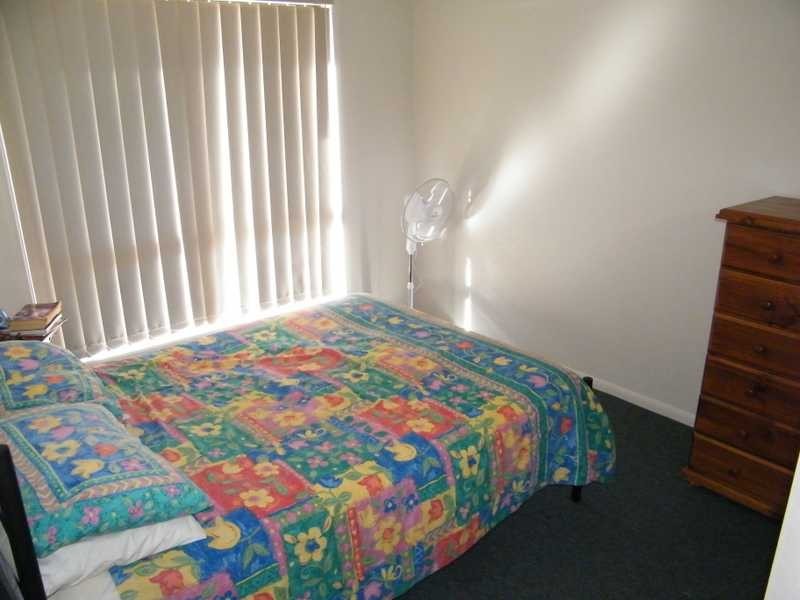 2/9 Hodge Street, Kingaroy QLD 4610