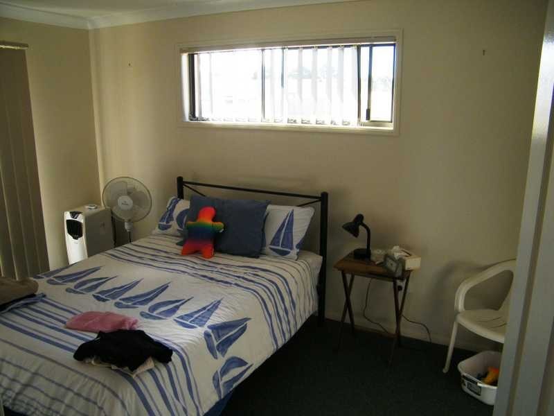 2/9 Hodge Street, Kingaroy QLD 4610