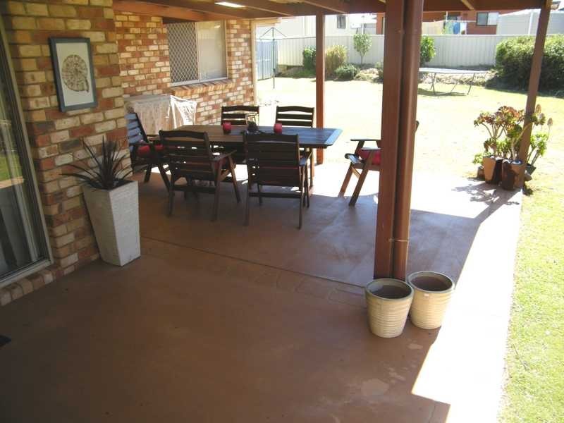 2 Wattle Street, Kingaroy QLD 4610