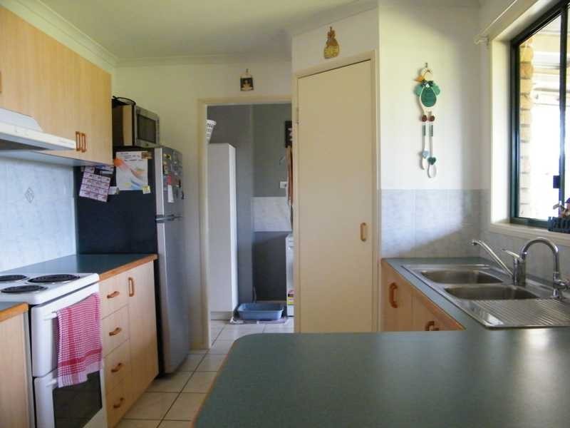 2 Nevin Crt, Kingaroy QLD 4610
