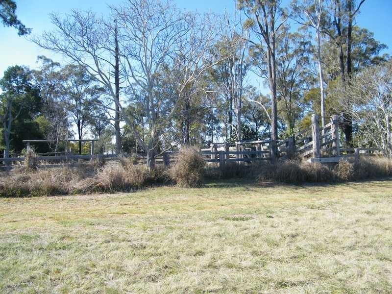 Cushnie QLD 4608
